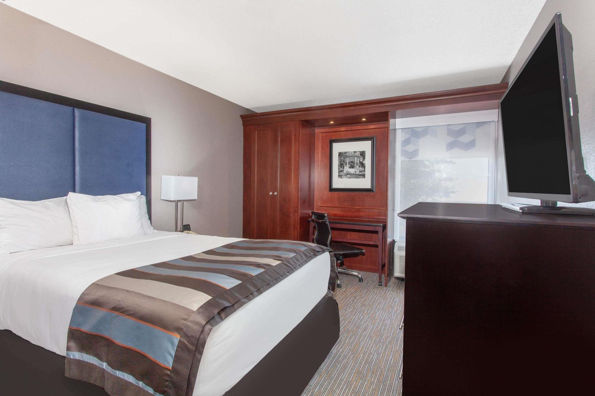 Wingate By Wyndham Charleston Coliseum Hotell North Charleston Exteriör bild