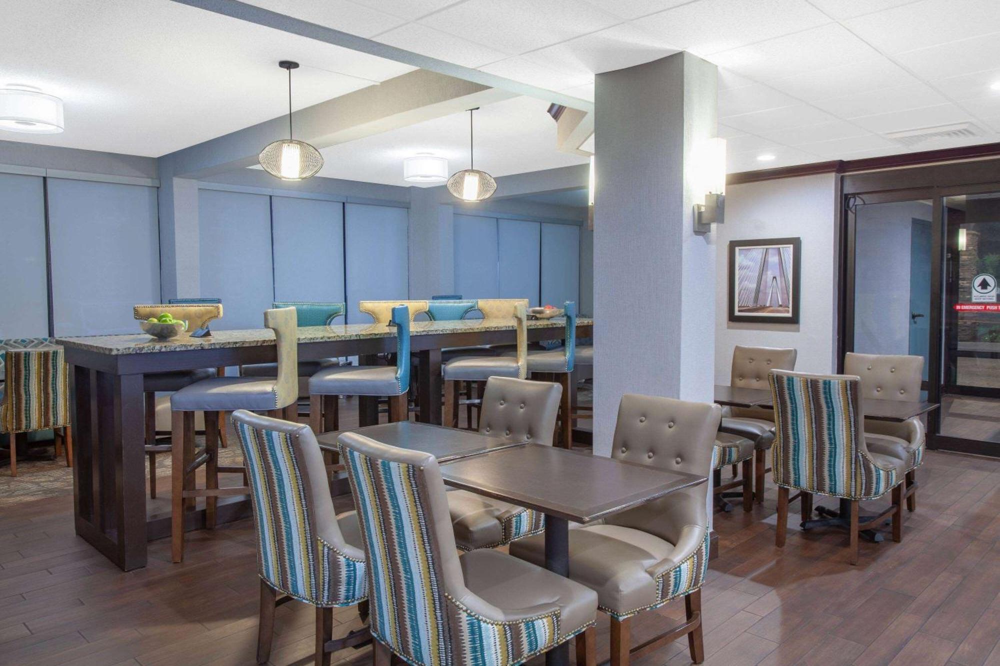 Wingate By Wyndham Charleston Coliseum Hotell North Charleston Exteriör bild