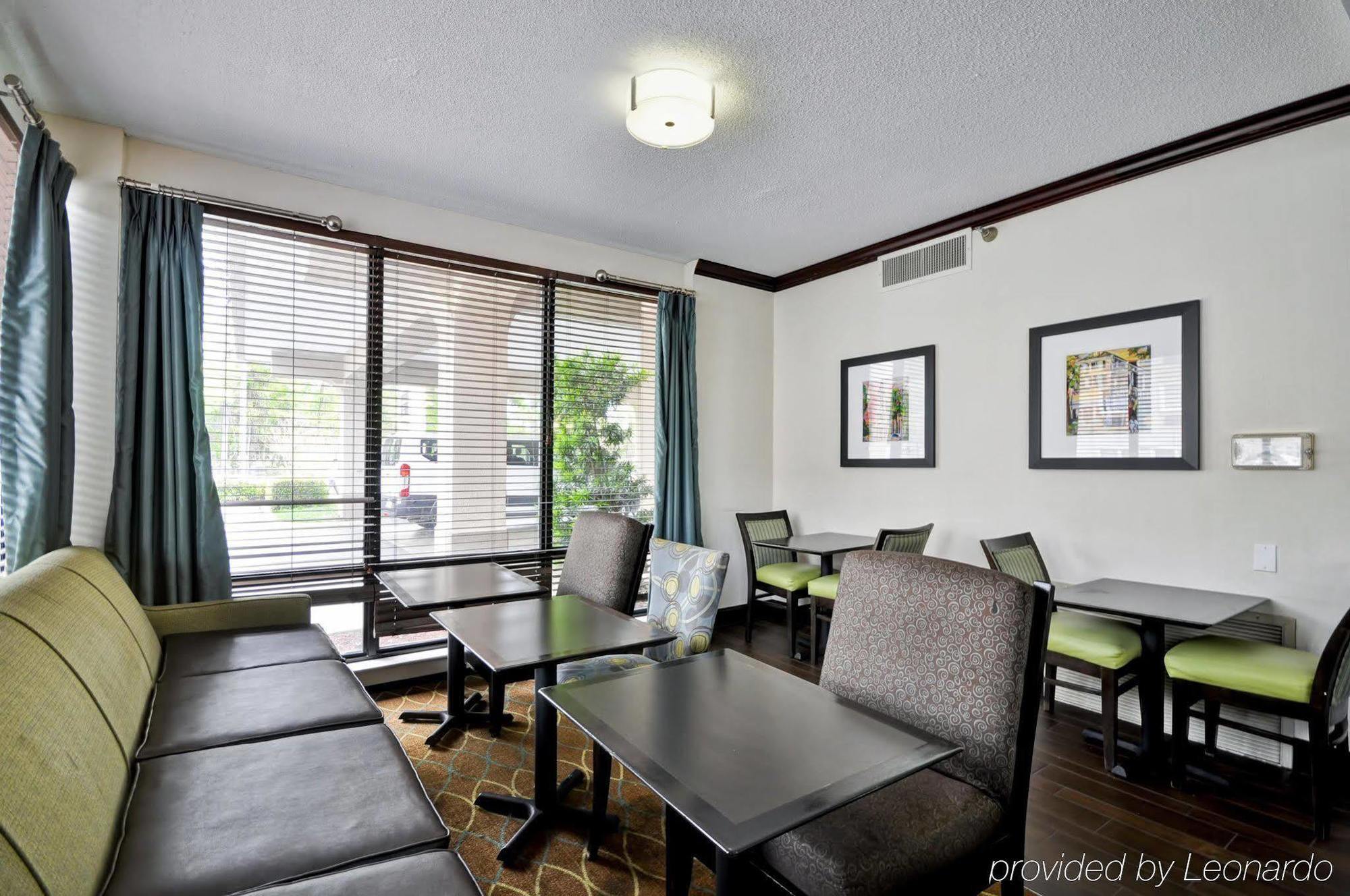 Wingate By Wyndham Charleston Coliseum Hotell North Charleston Exteriör bild