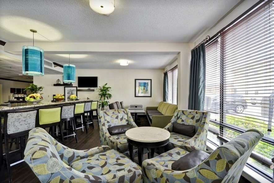 Wingate By Wyndham Charleston Coliseum Hotell North Charleston Inreriör bild
